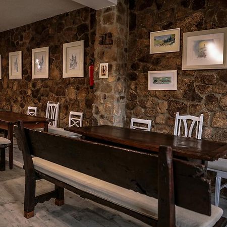 Pension Albergue A Pedra Sarria Exterior photo